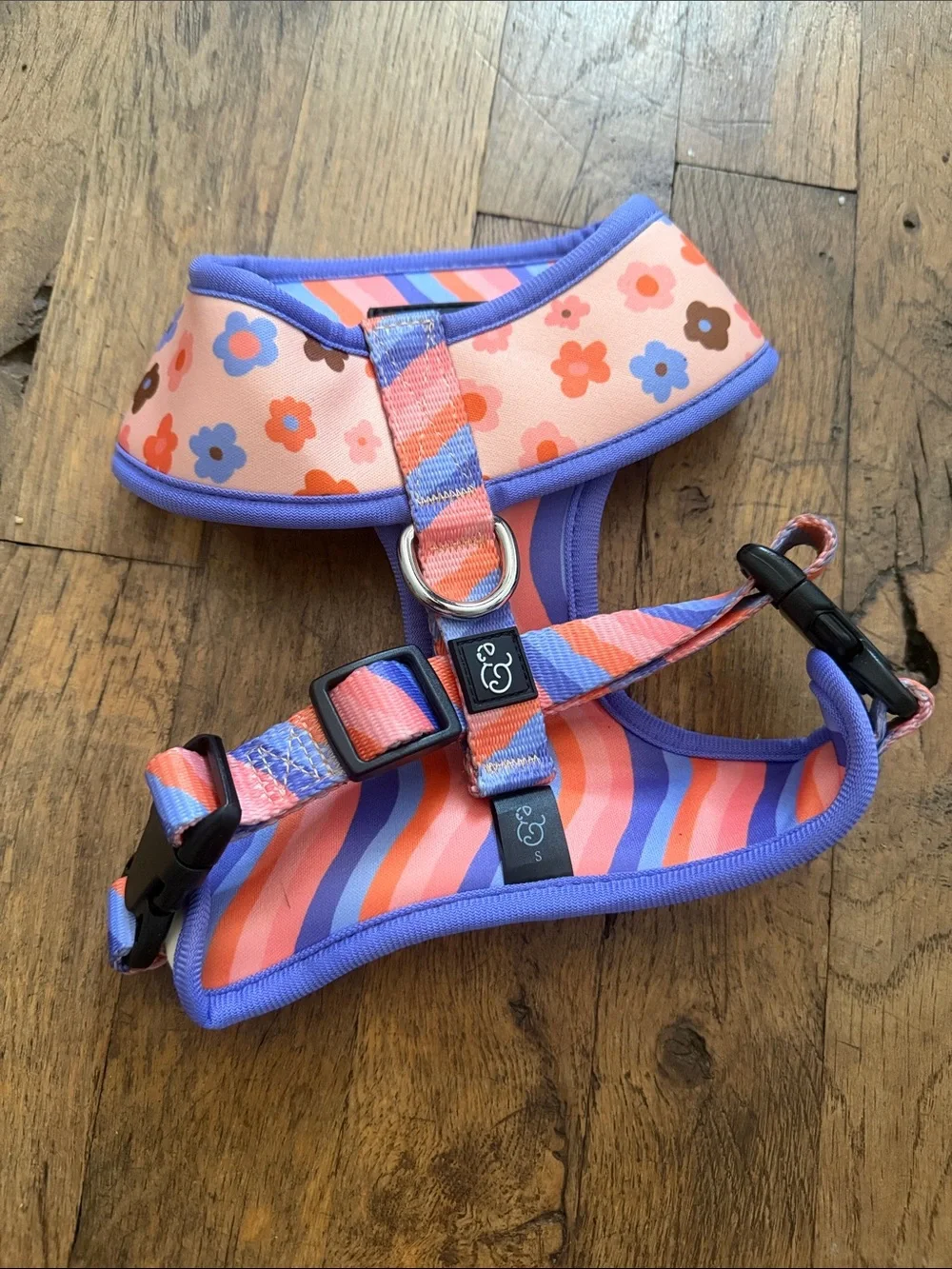 Lucy & Co. Reversible Dog Harness size small - never used